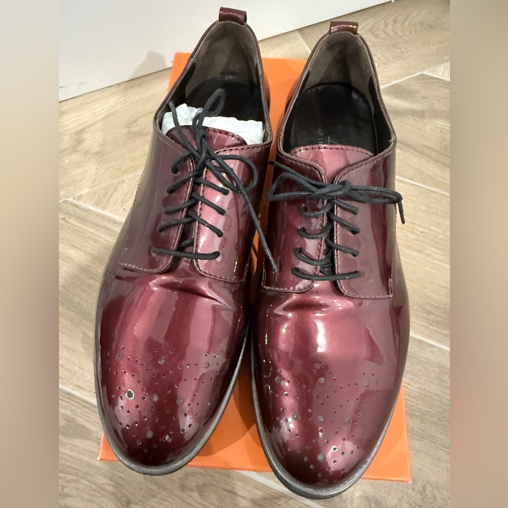 AGL Italy Leombruni Plum Patent Leather Oxfords Size 37.5 (US 7.5)
